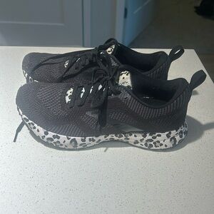 Brooks Size 8 running shoes